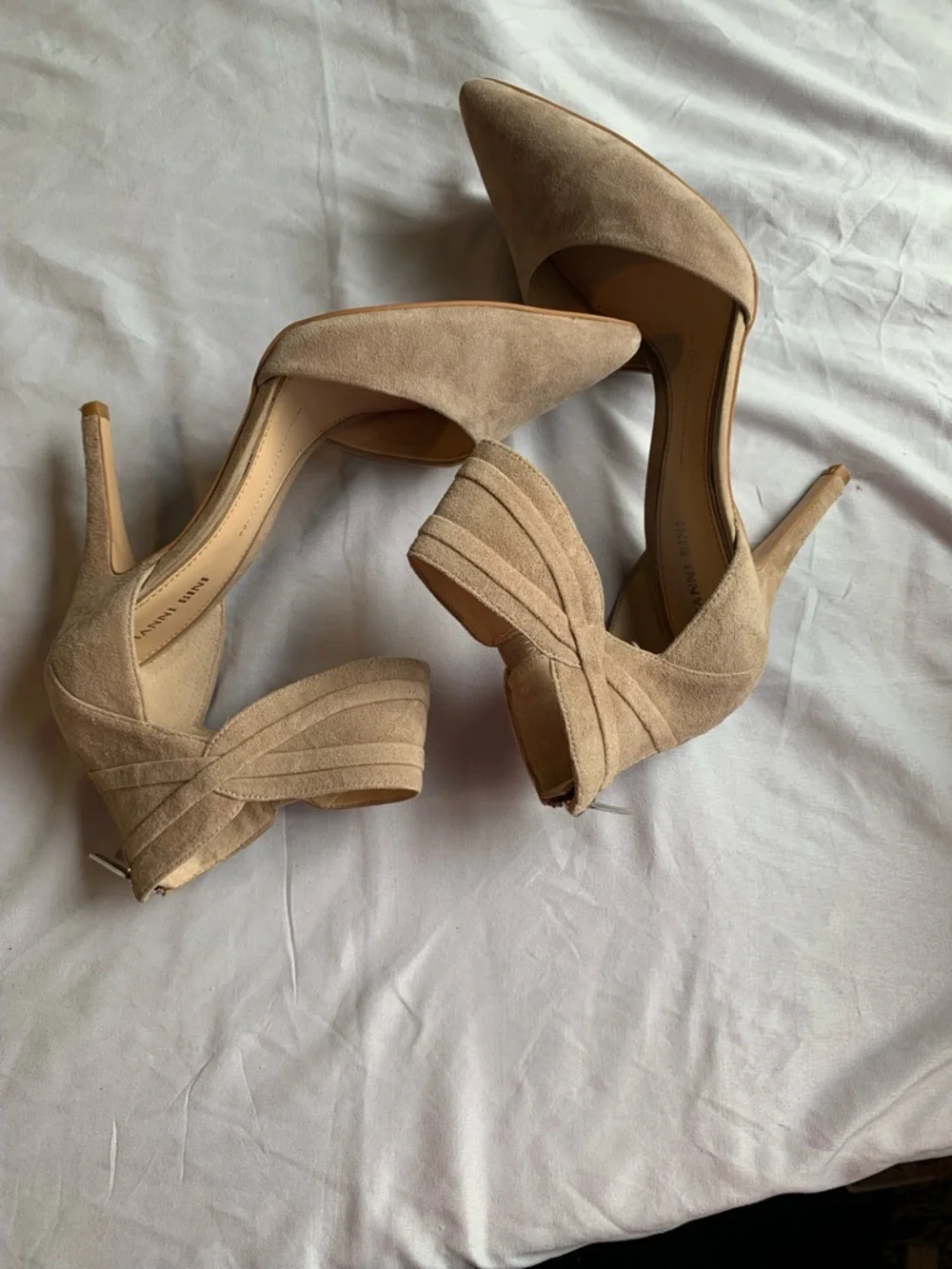 Giani Bini Pointed-Toe Ankle-Strap Heels in Tan Suede Size 10 - Picture 5 of 10